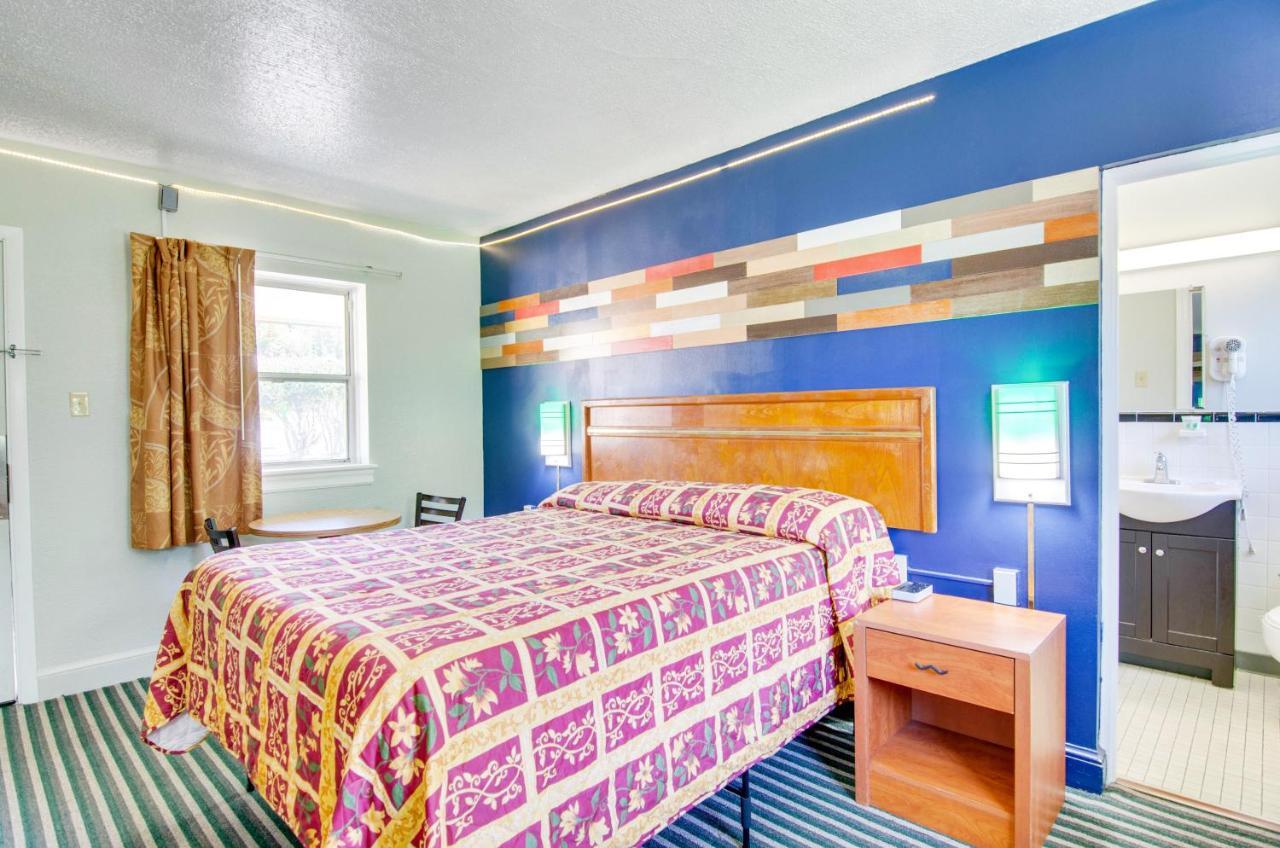 Scottish Inns Collinsville - Martinsville المظهر الخارجي الصورة